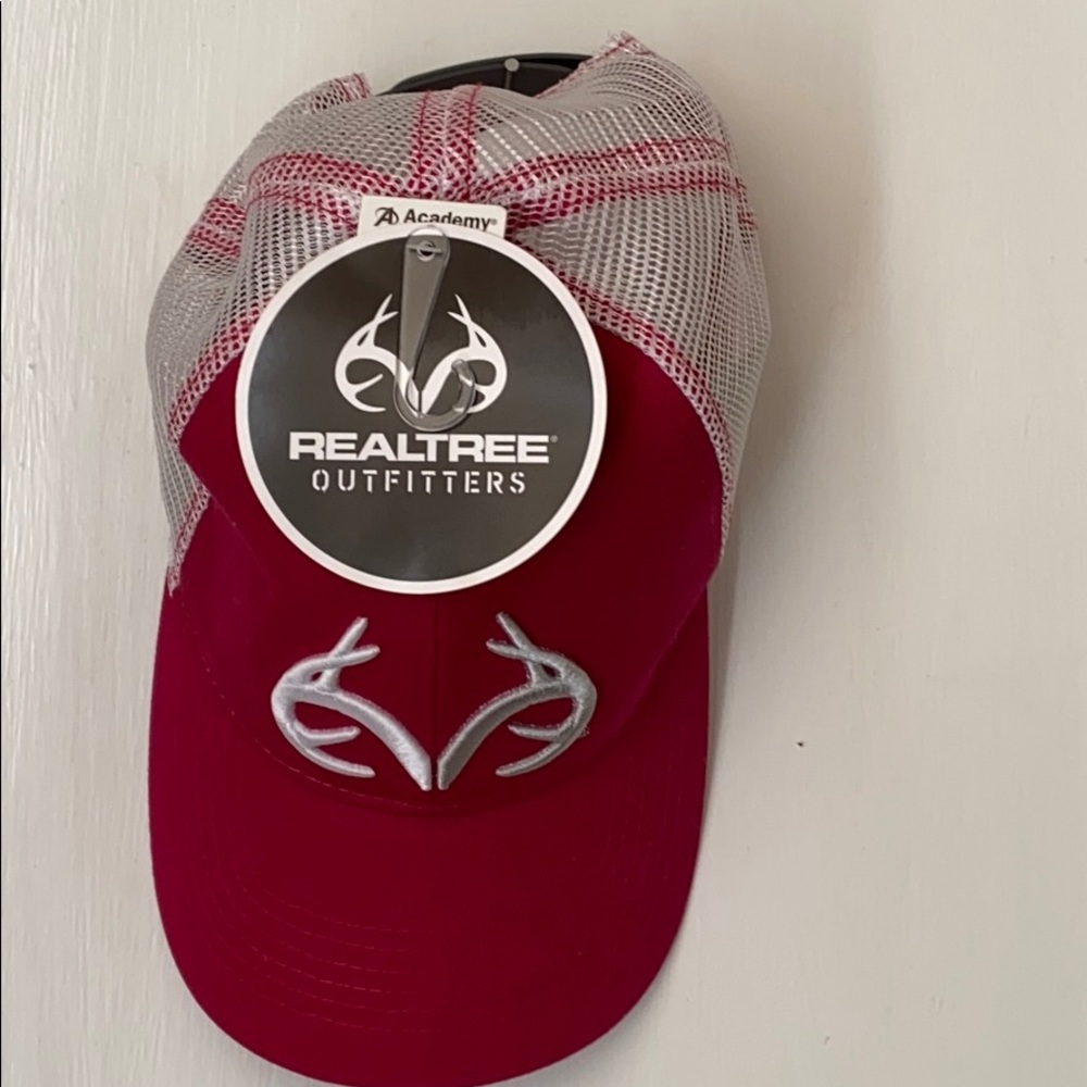 Never warned realtree outfitters hat